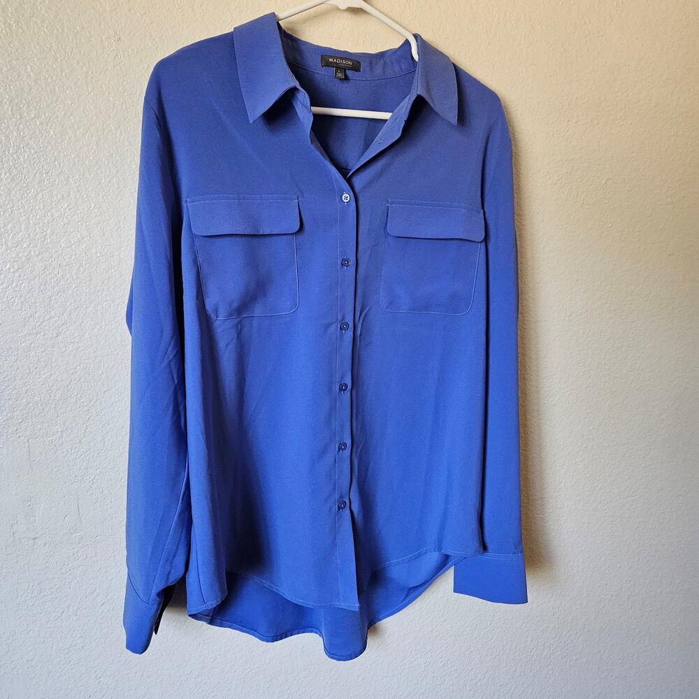 Madison Button Down Blouse Large - Picture 2 of 6